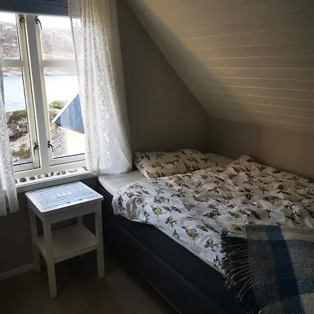 Sea-view House In Sund (Nordland)