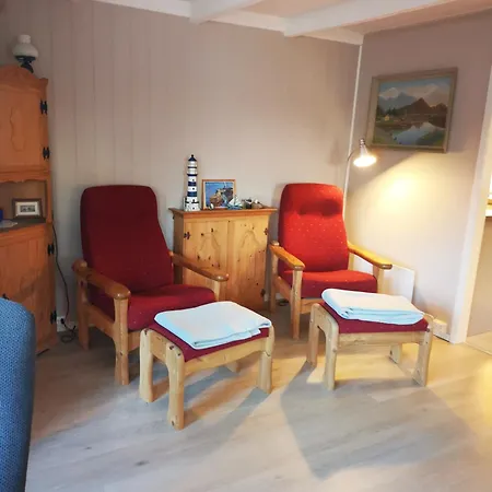 Feriehus Sea-view House In