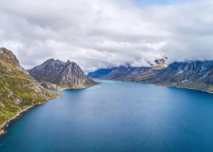 Sea-view House In * Sund (Nordland)
